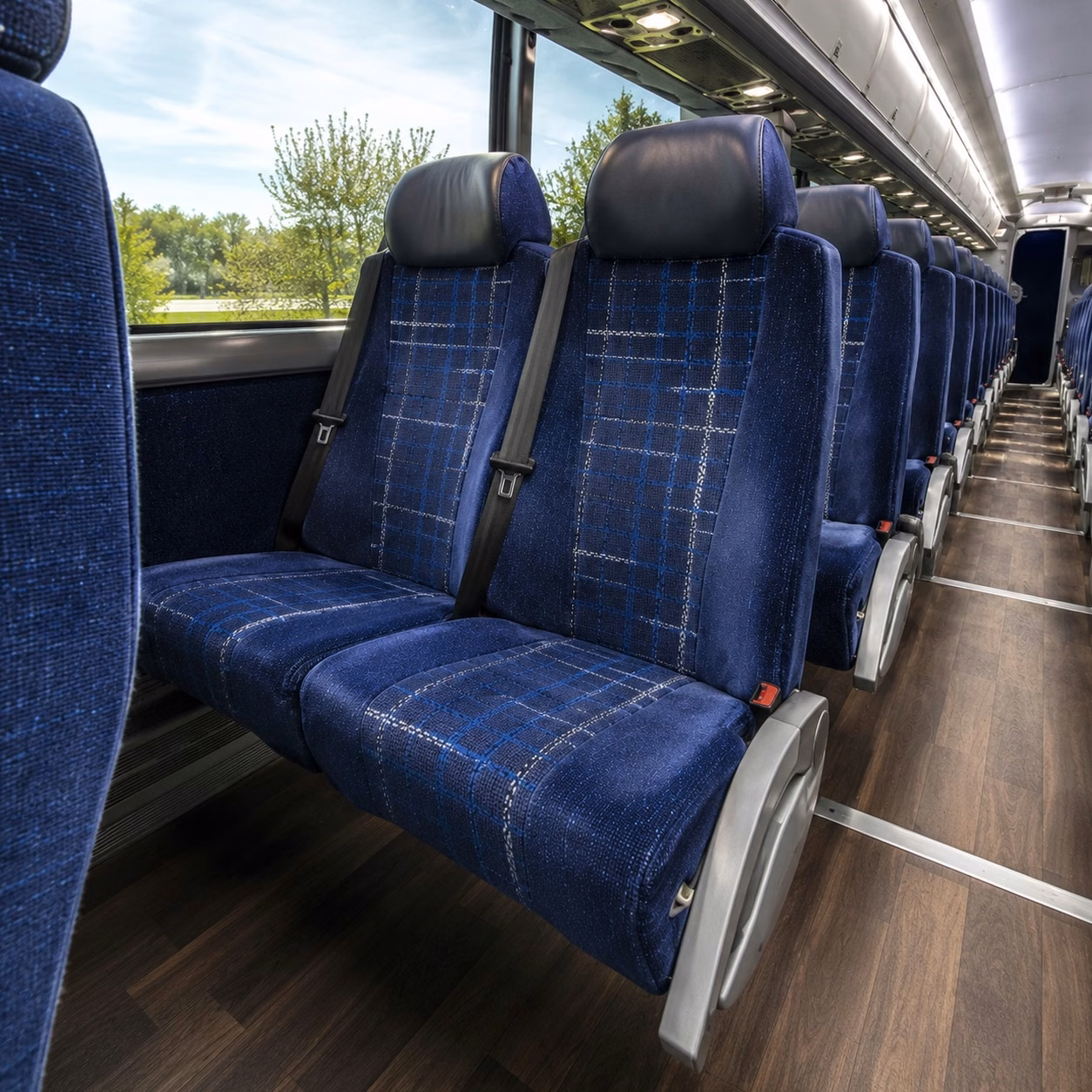 does the day of the week change what a bus costs in murfreesboro tennessee
