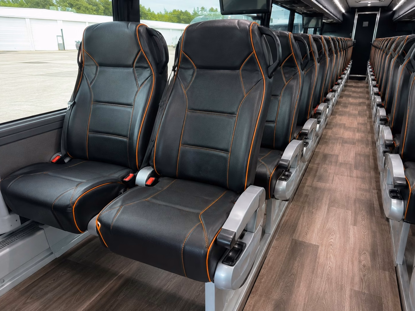murfreesboro charter bus hero 2